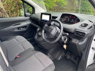 /photos/771/491fe72a-d2e6-7ccb-623a-c34417cc409e_i320x240.jpg