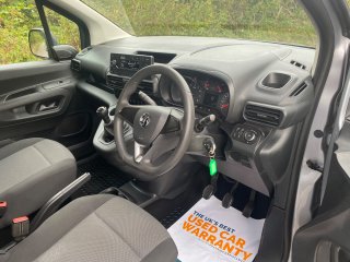 /photos/771/c3c36a79-e0f3-ed22-d004-0ce9e369a005_i320x240.jpg